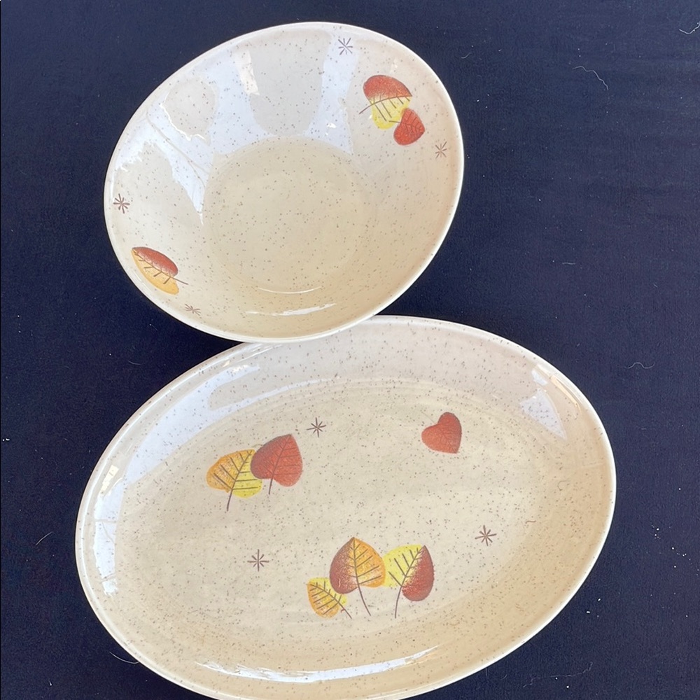 Leaf Patterned Cream Dining Set